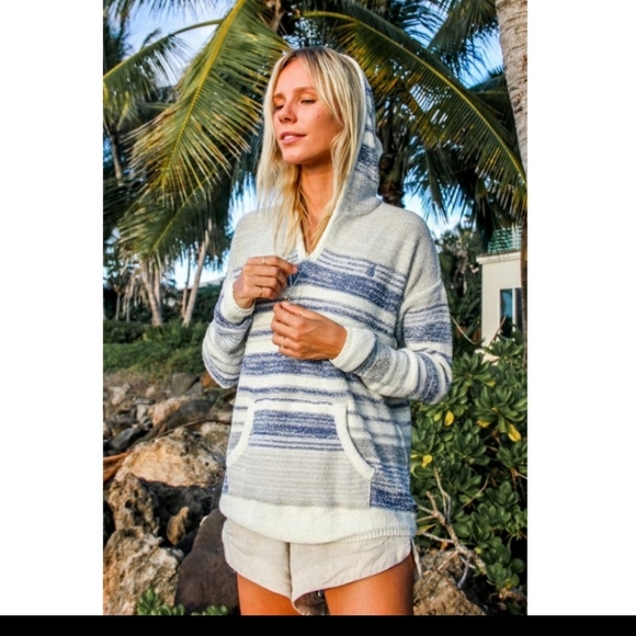 Lira Sweaters - LIRA Baja Pina Hoodie Sweater LG